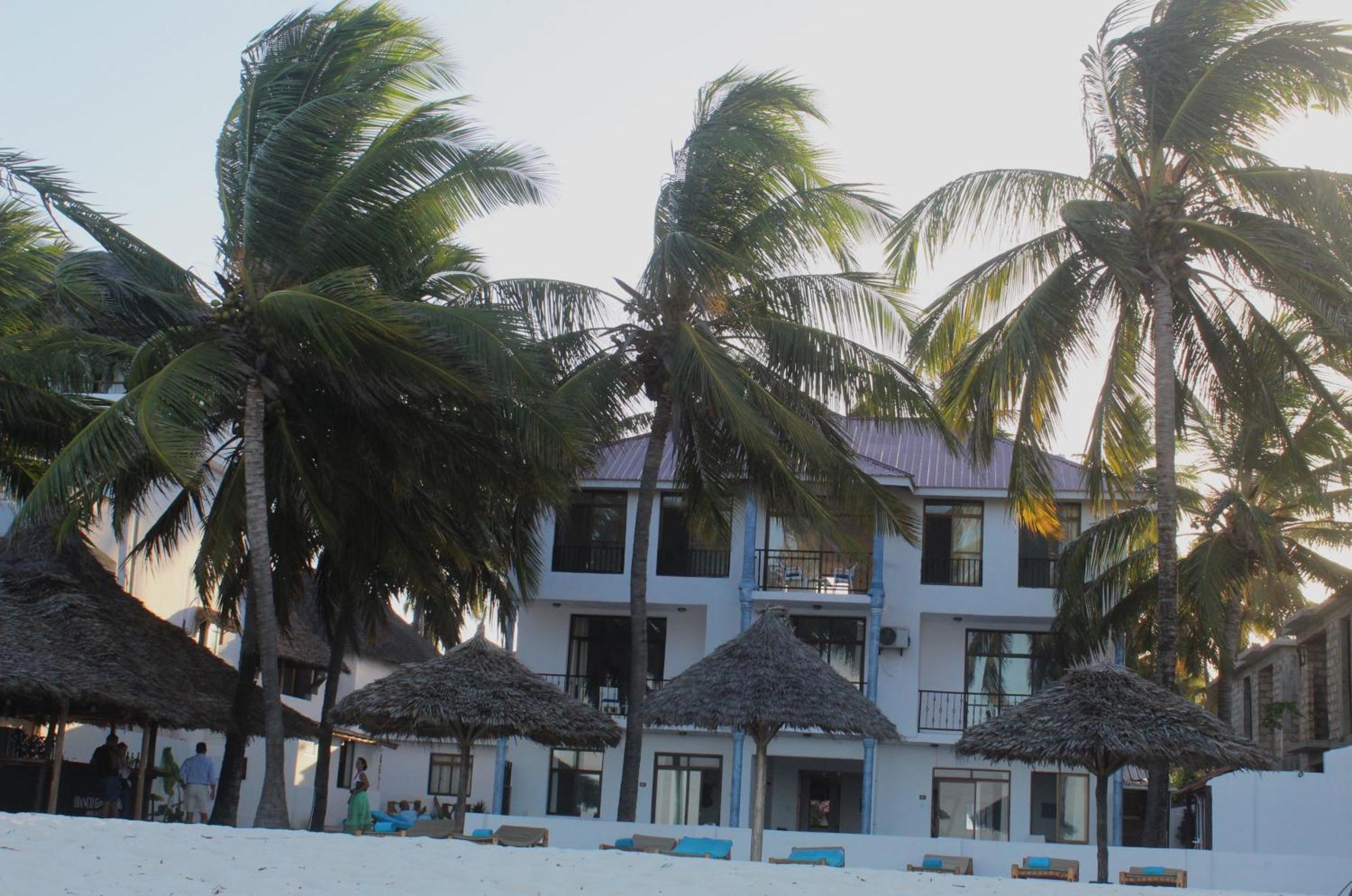 Bianco Azzurro Hotel & Restaurant Pwani Mchangani Exterior foto